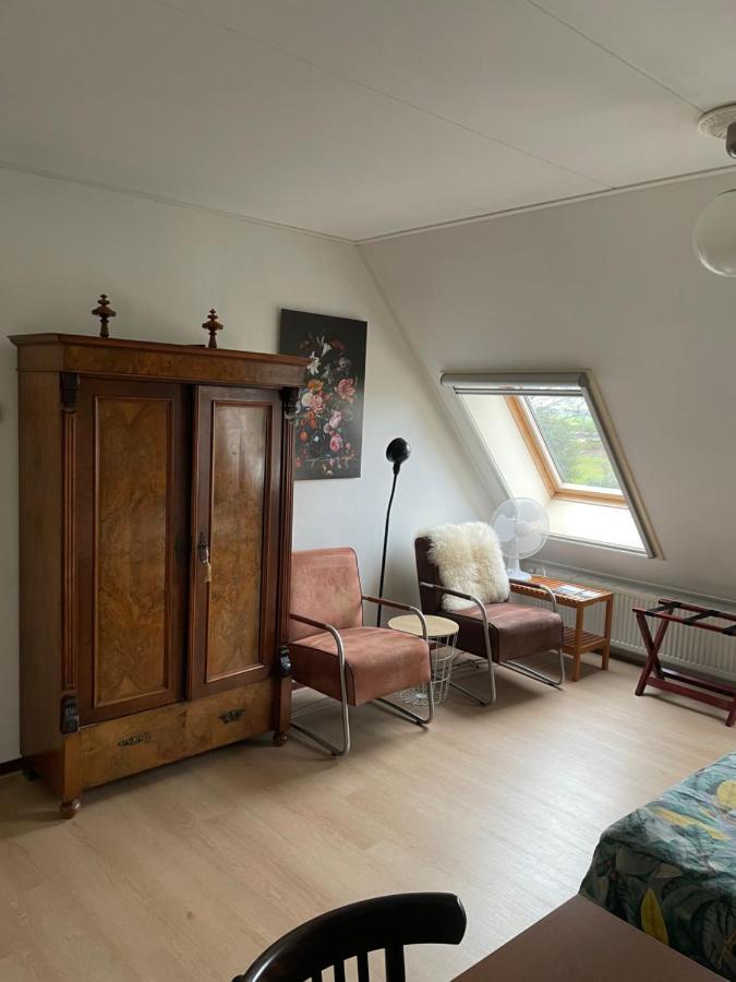 Bed and Breakfast De Stjelp Pleats à Lemmer Extérieur photo