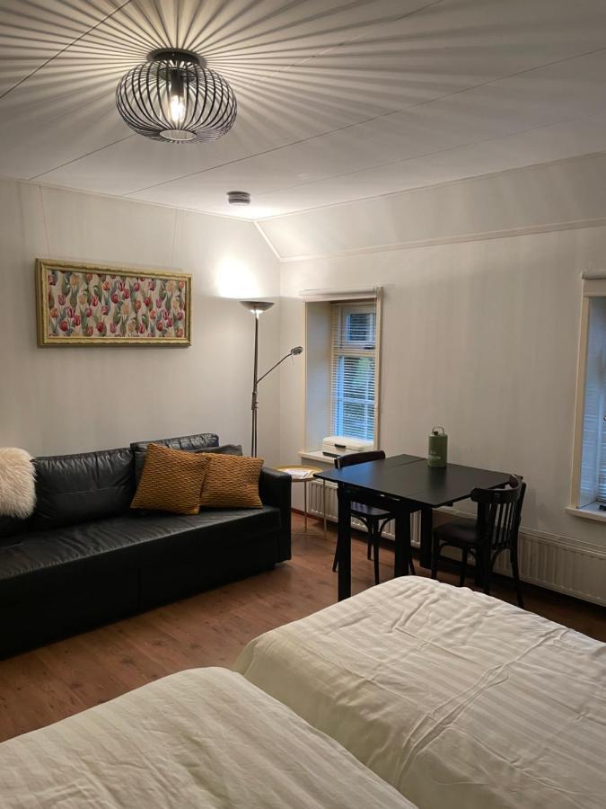 Bed and Breakfast De Stjelp Pleats à Lemmer Extérieur photo